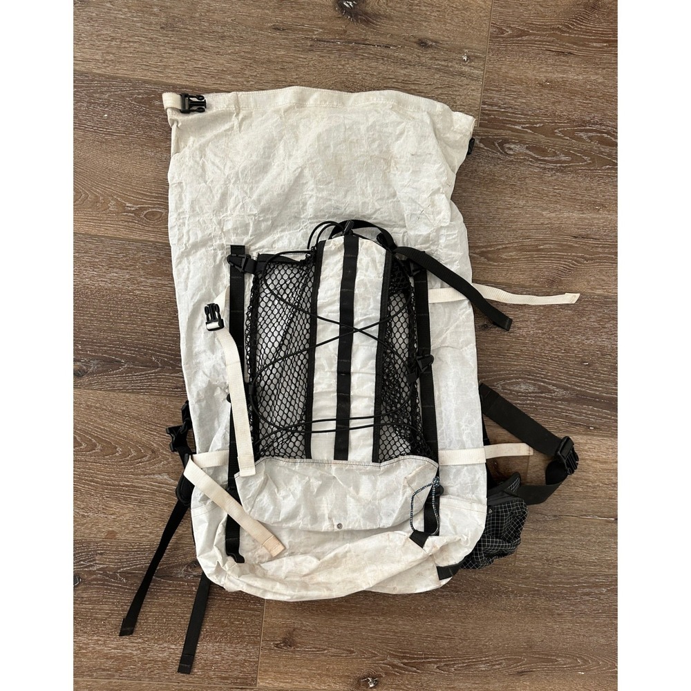 Hyperlite Mountain Gear Porter 2400 Backpack Medium 40L White Dyneema USA Pocket